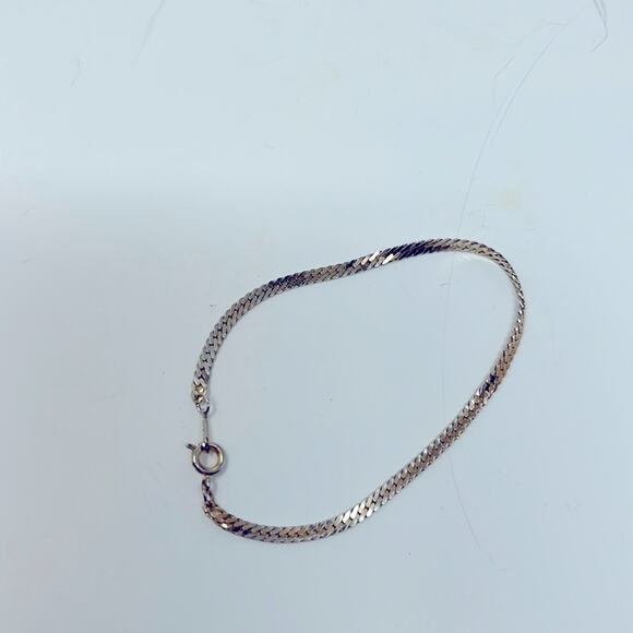 Herringbone Korean Gold Tone Chain Bracelet Size 7 Inches - Picture 1 of 8